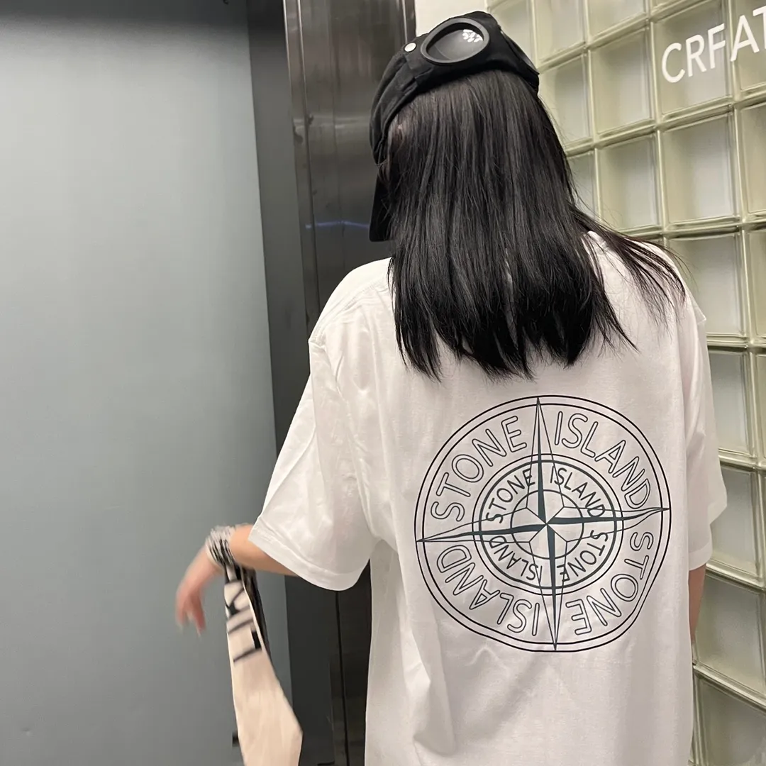 W609#P110💰 Stone Island compass big logo on the back logo printed short-sleeved men's and women's loose casual T-shirt Made of 260g combed cotton 32-count double yarn, double thread and two needles to press the thread, no deformation after long-term washing, imported 3D printing, no fading, no cracking, genuine pattern making, double tag wash, original packaging, color: black - white, size M - XXL